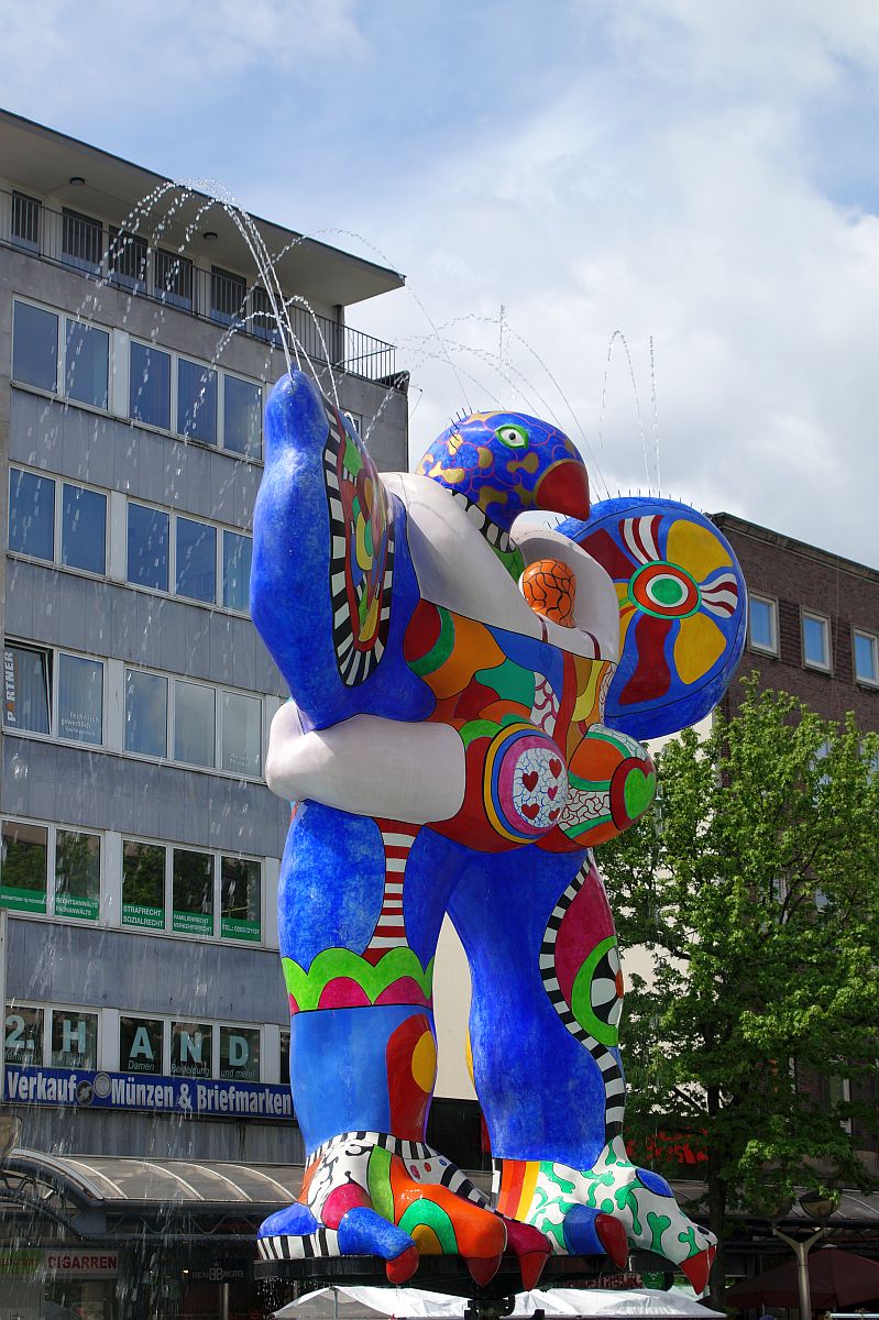 Brunnen Niki de Saint Phalle Duisburg