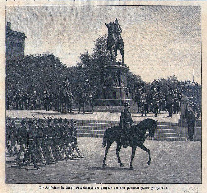 Metz-Kaisertage-Truppen-vor-dem-Denkmal-des-Kaiser-Wilhelm-I.-um-1893-Holzstich